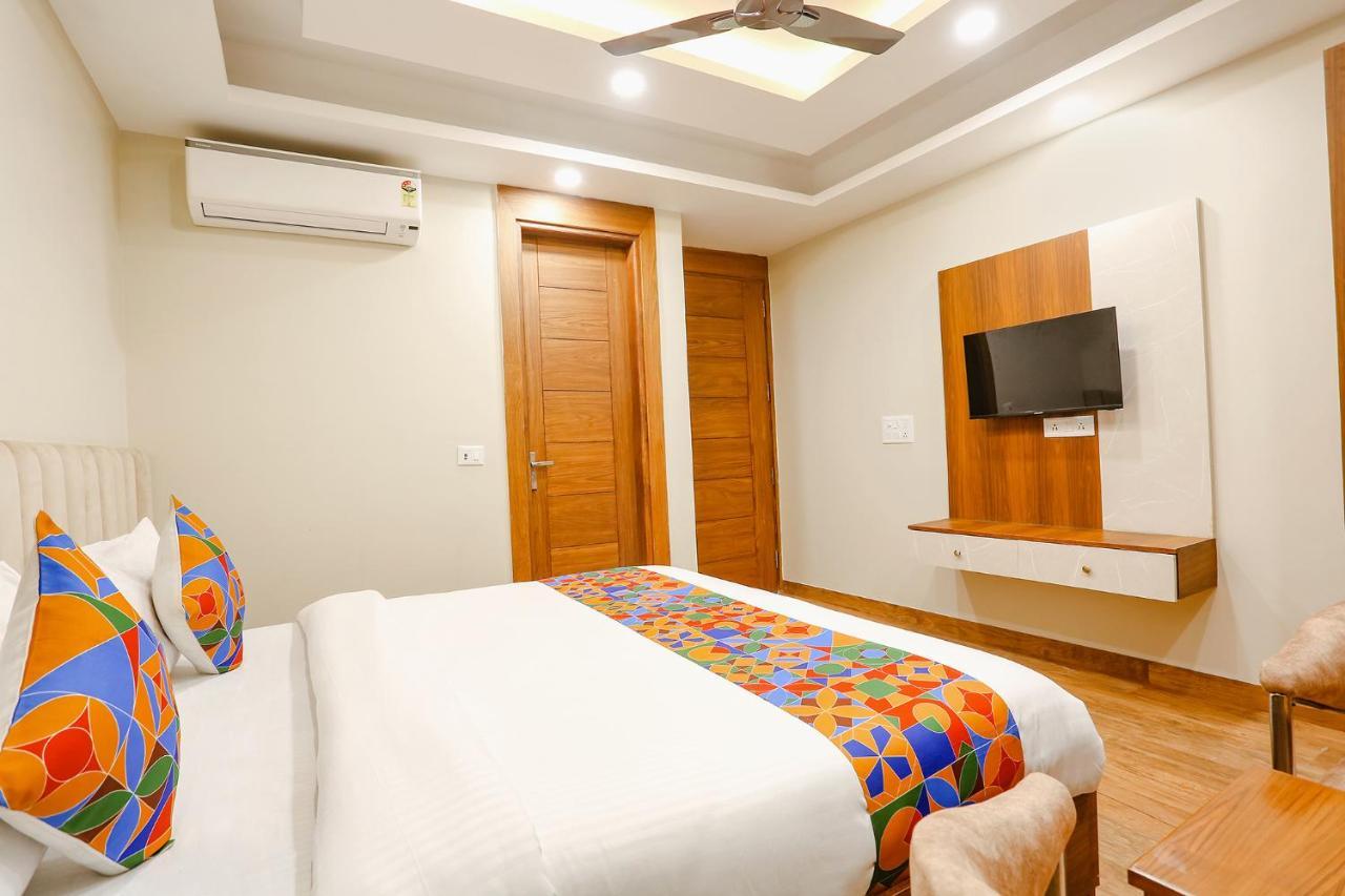 Fabhotel Raahi Retreat Gurgaon Exterior foto