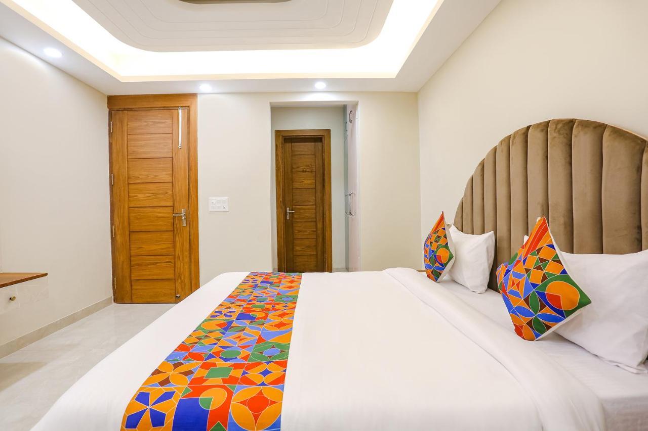Fabhotel Raahi Retreat Gurgaon Exterior foto