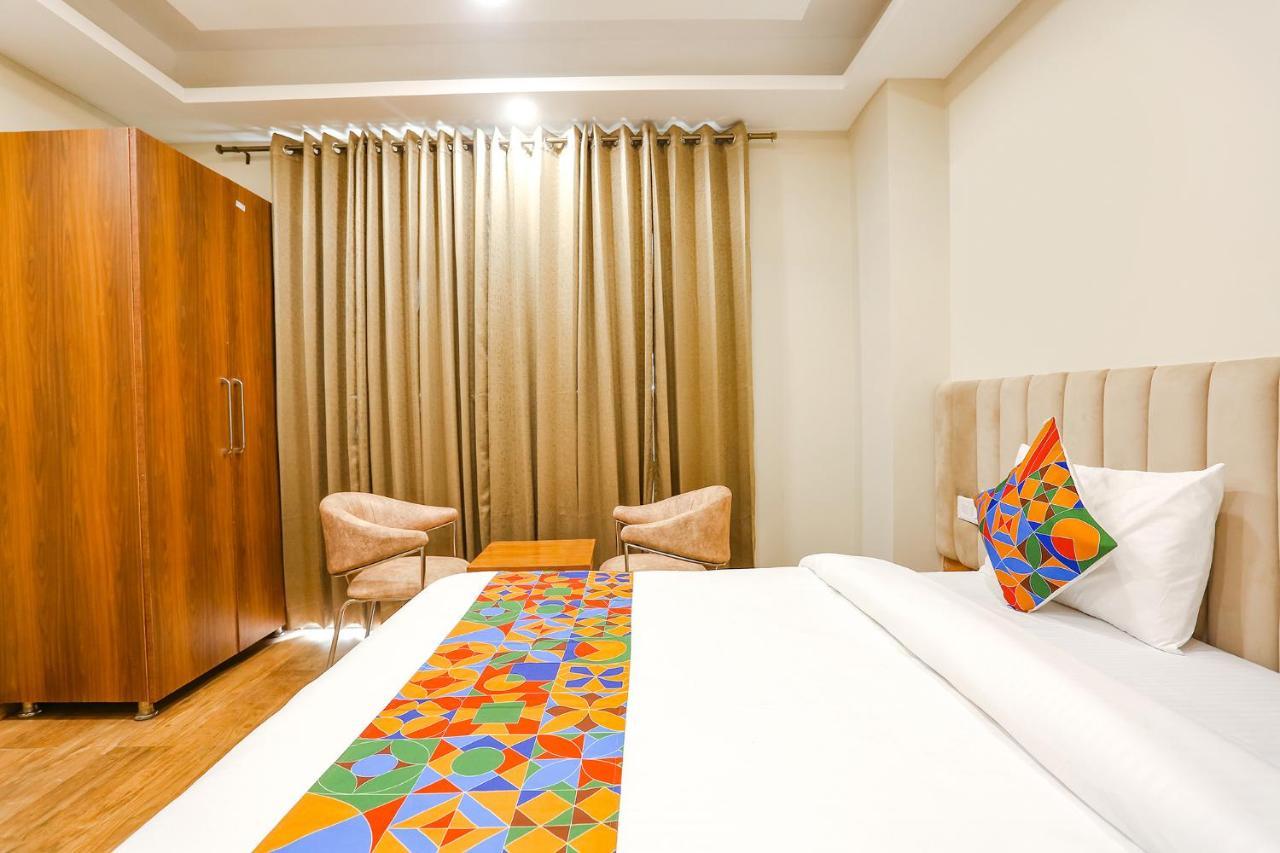 Fabhotel Raahi Retreat Gurgaon Exterior foto