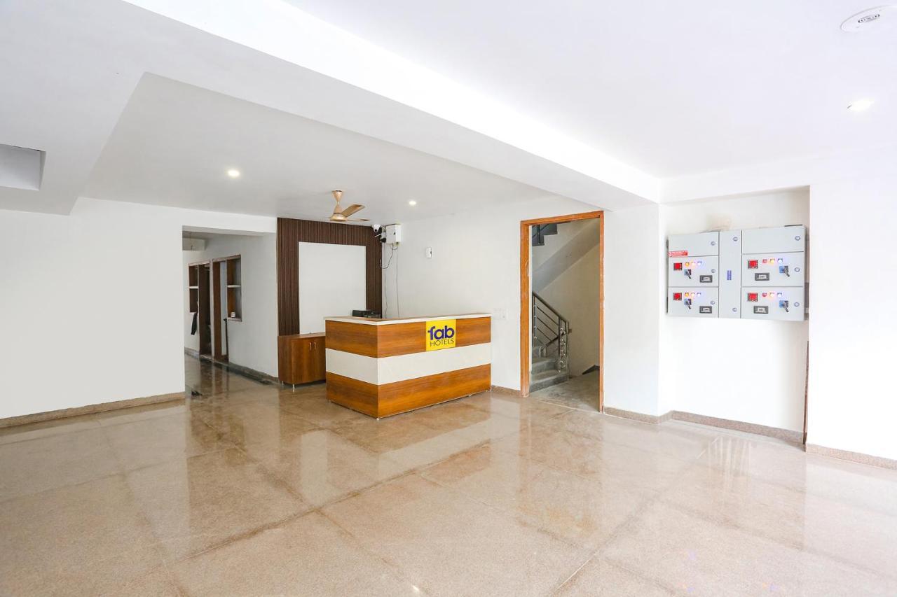 Fabhotel Raahi Retreat Gurgaon Exterior foto