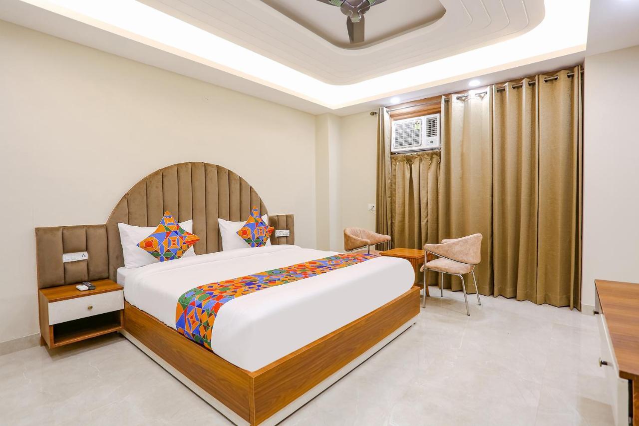 Fabhotel Raahi Retreat Gurgaon Exterior foto