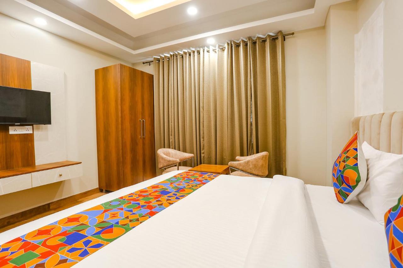 Fabhotel Raahi Retreat Gurgaon Exterior foto